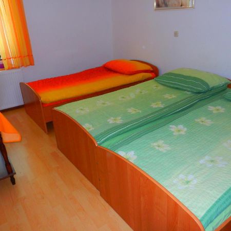 Gostilna Stara Posta Hotel Podkraj Exterior foto