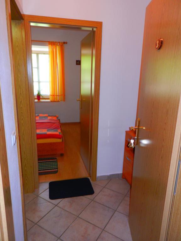 Gostilna Stara Posta Hotel Podkraj Exterior foto